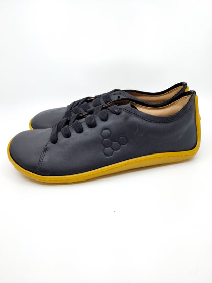 Vivobarefoot Addis M