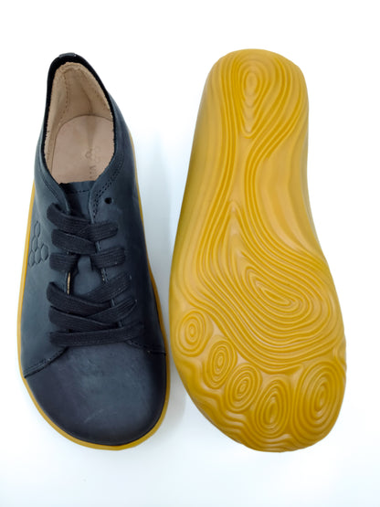 Vivobarefoot Addis M